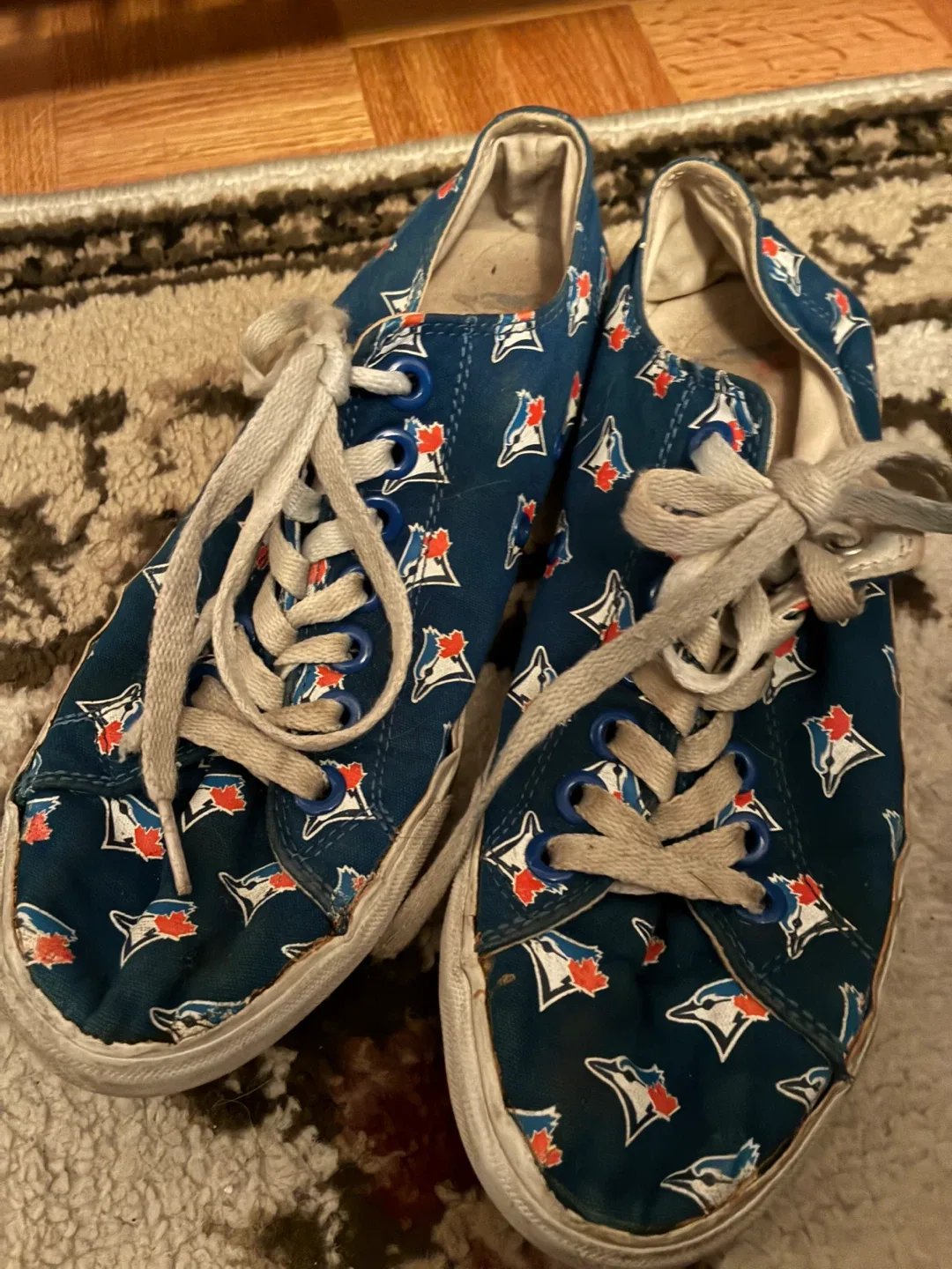Toronto Blue Jays Sneakers Size 7 women’s image indicator(3)
