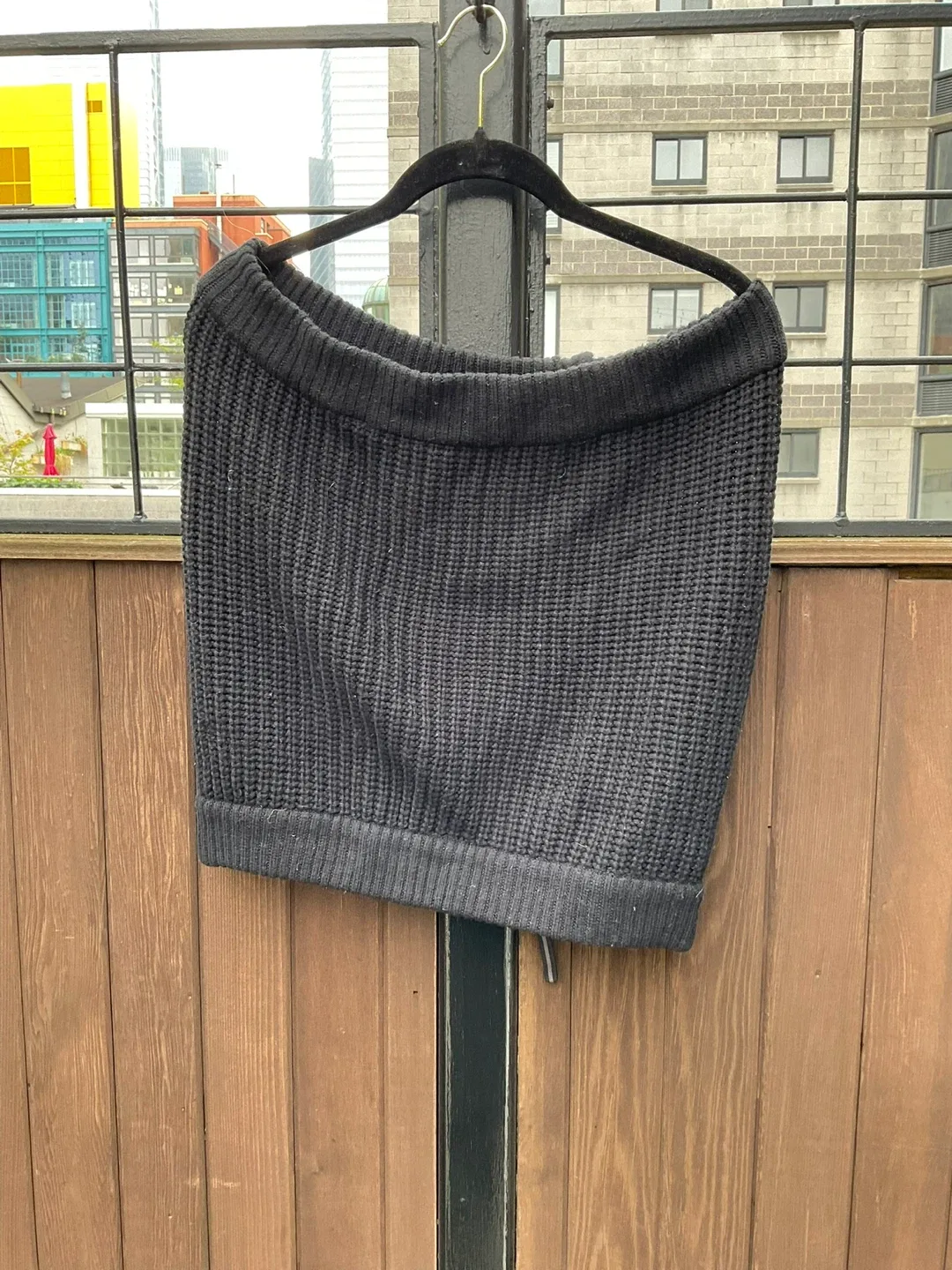 Lululemon Black Knit tube with zipper image indicator(3)