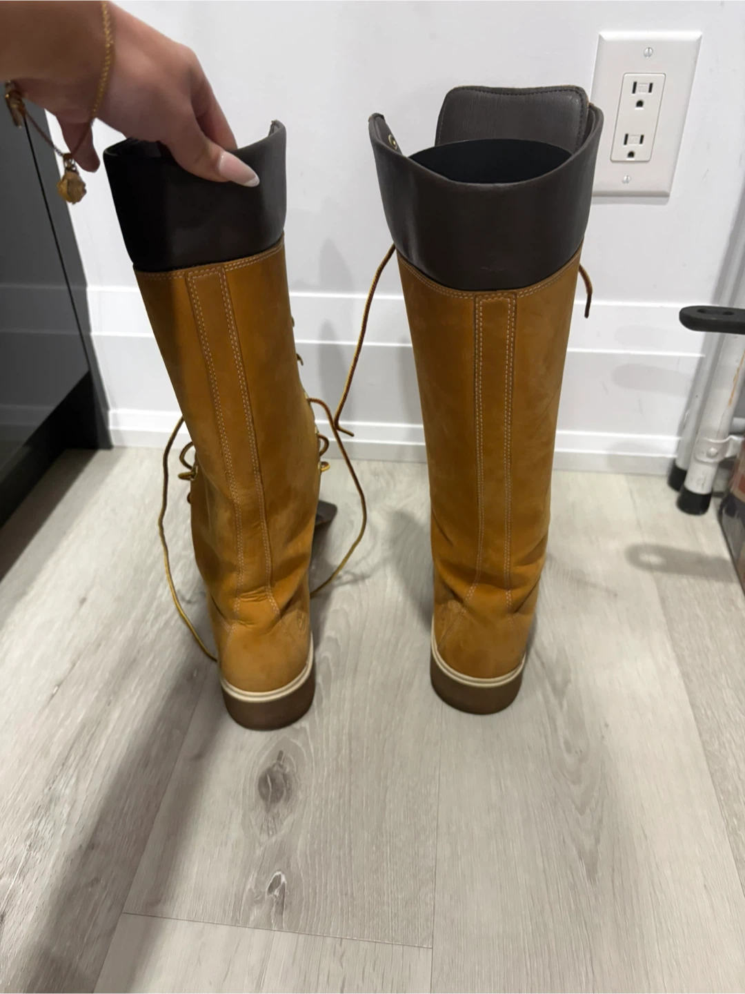 Woman’s Timberland Knee High Boots - photo 4
