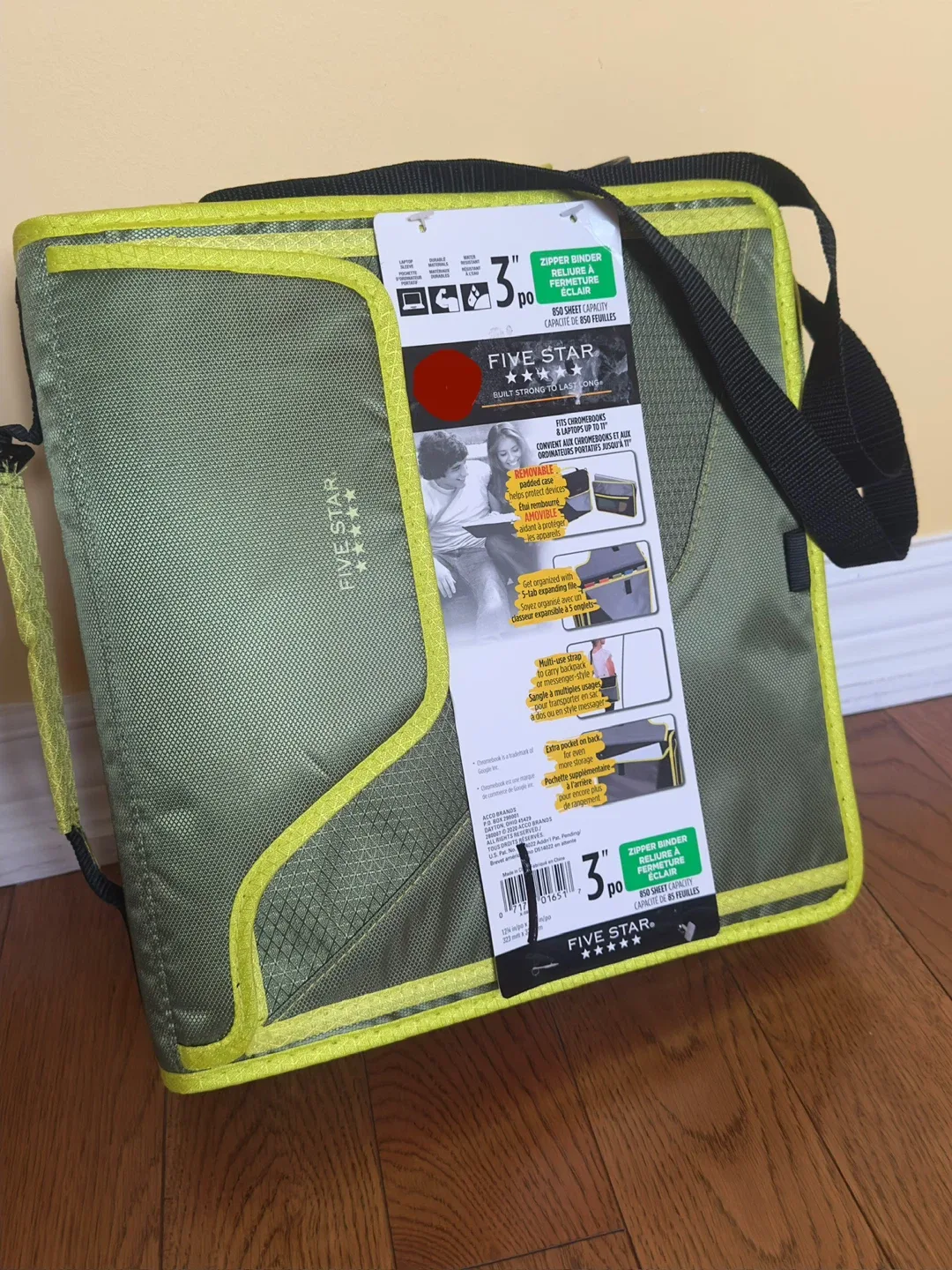 Brandnew Binders,Backpacks,Oil paint,Gel pens image indicator(6)