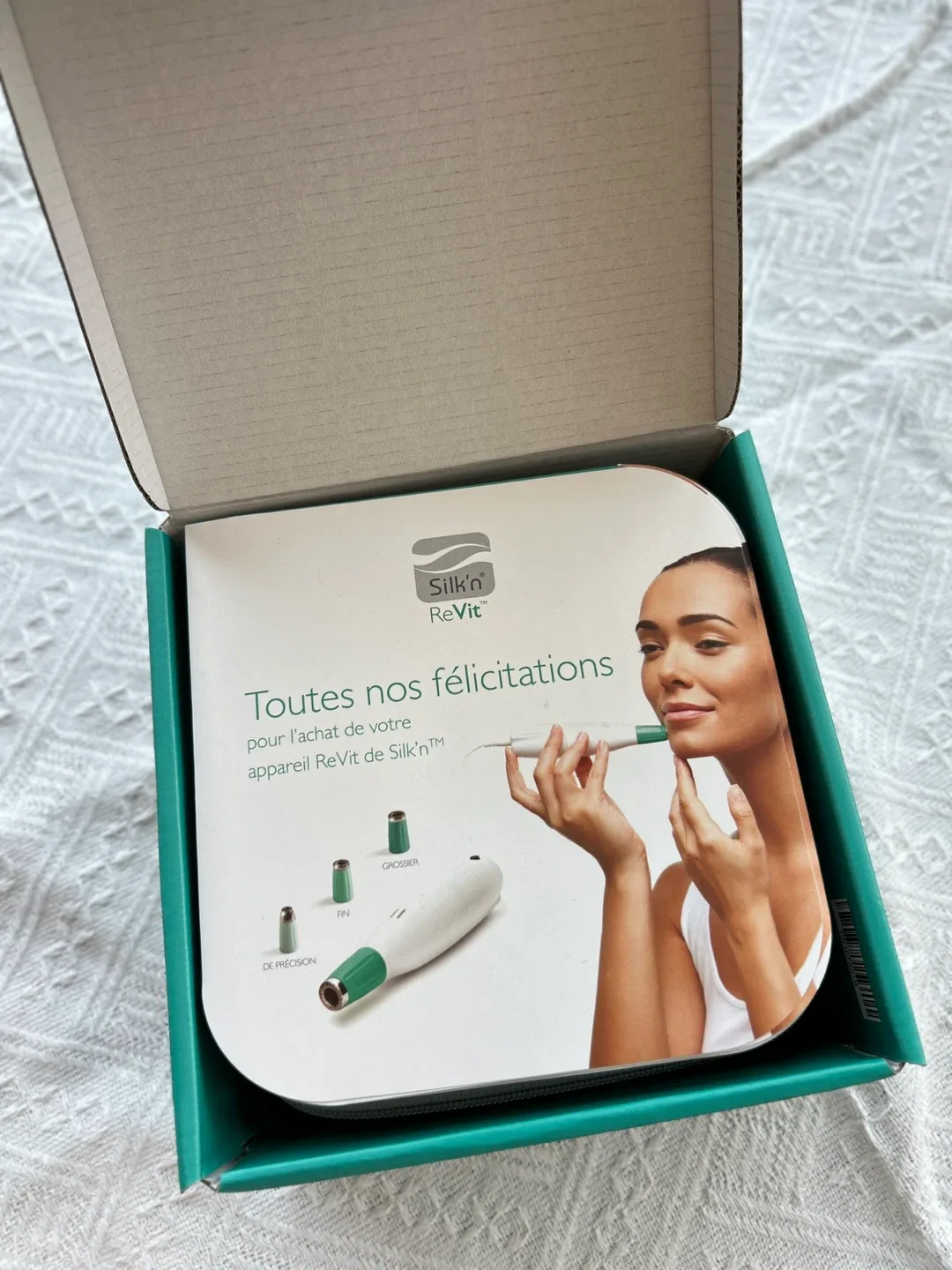 Brand new Silk'n Revit Microdermabrasion Device image indicator(2)