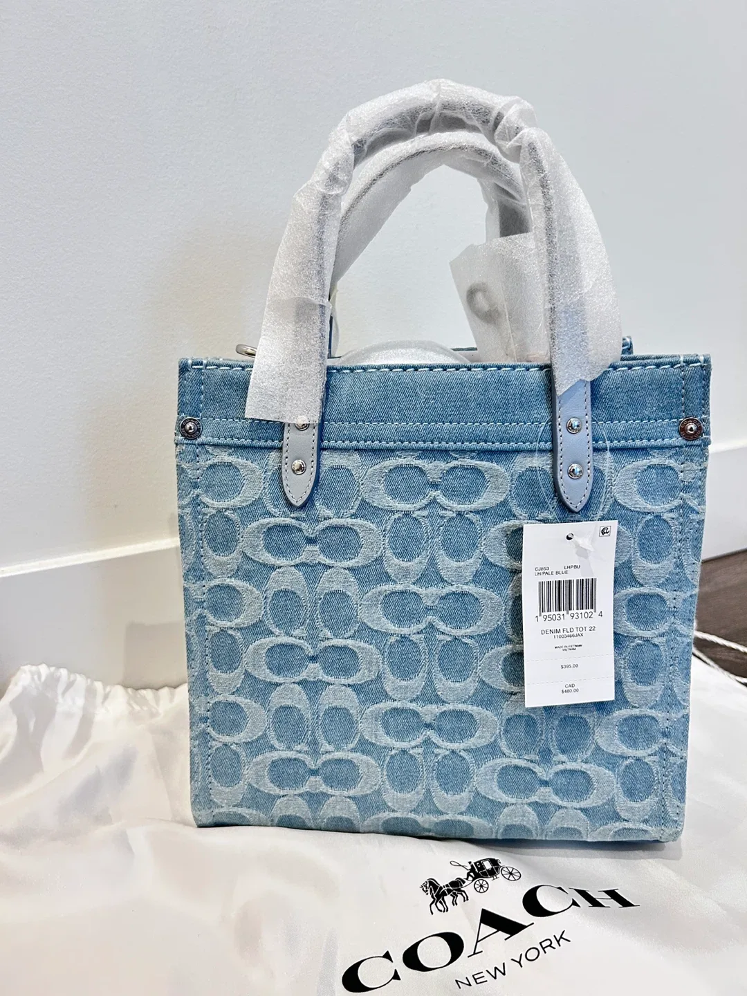 New Coach Denim Floral Tote Bag 22 image indicator(2)