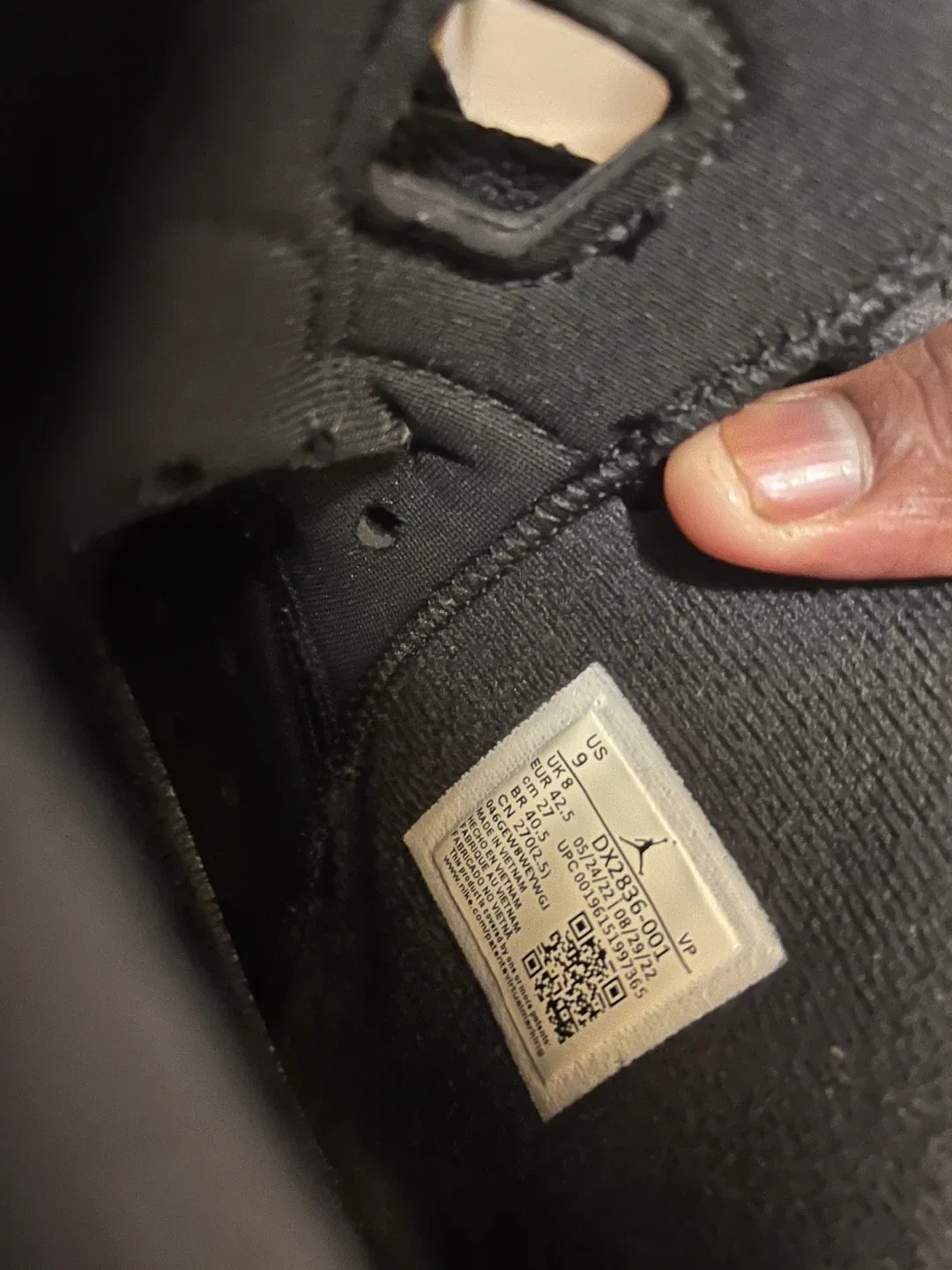 Jordan 6 Retro Black Chrome Size 9 image indicator(3)