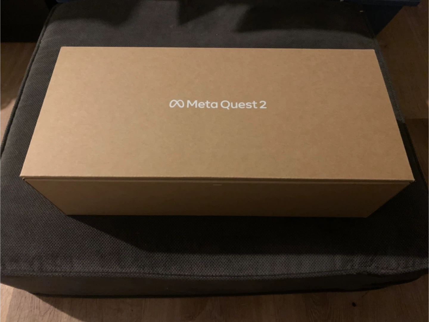 Meta Quest 2 VR Headset - Excellent Condition - photo 2