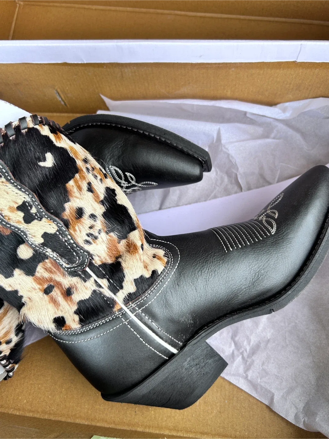 LAREDO WOMEN'S COWBOYS BOOTIES image indicator(3)