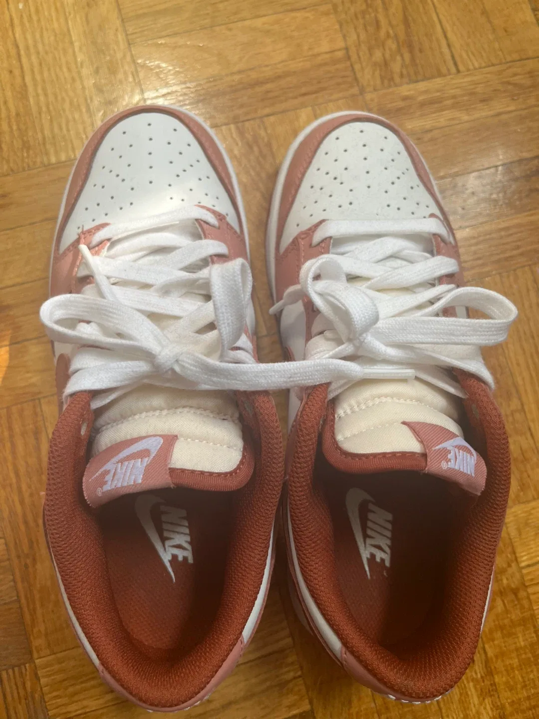 Nike Dunk Low Rose Whisper Shoes image indicator(2)