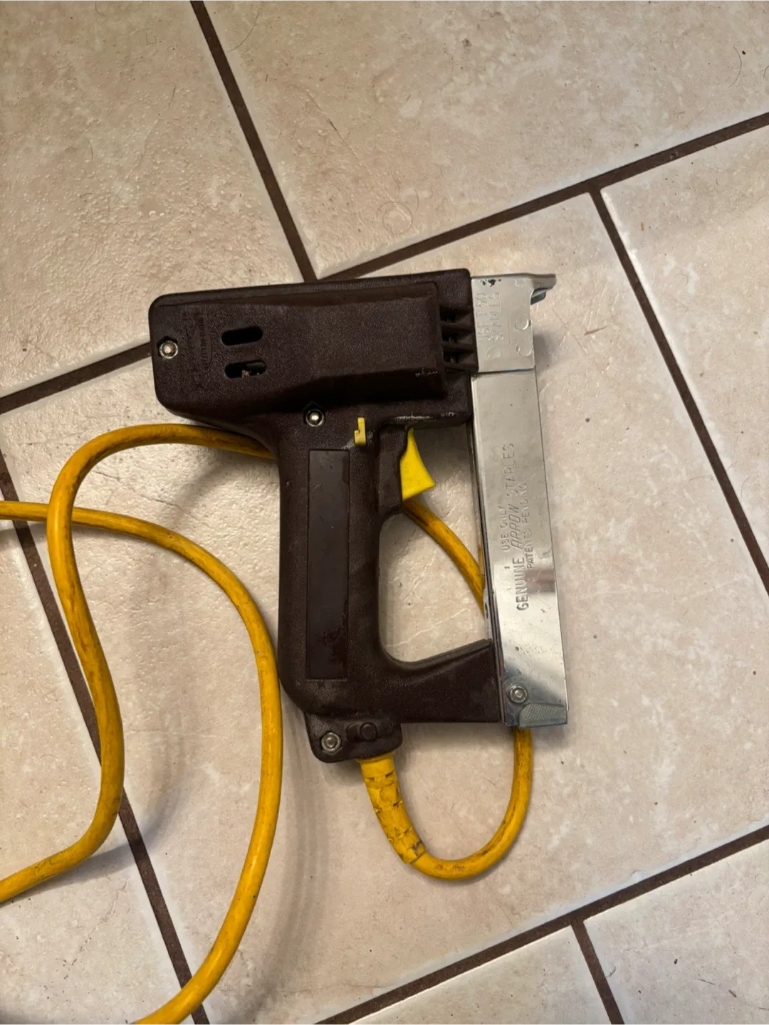 Arrow Electric Staple Gun thumbnail