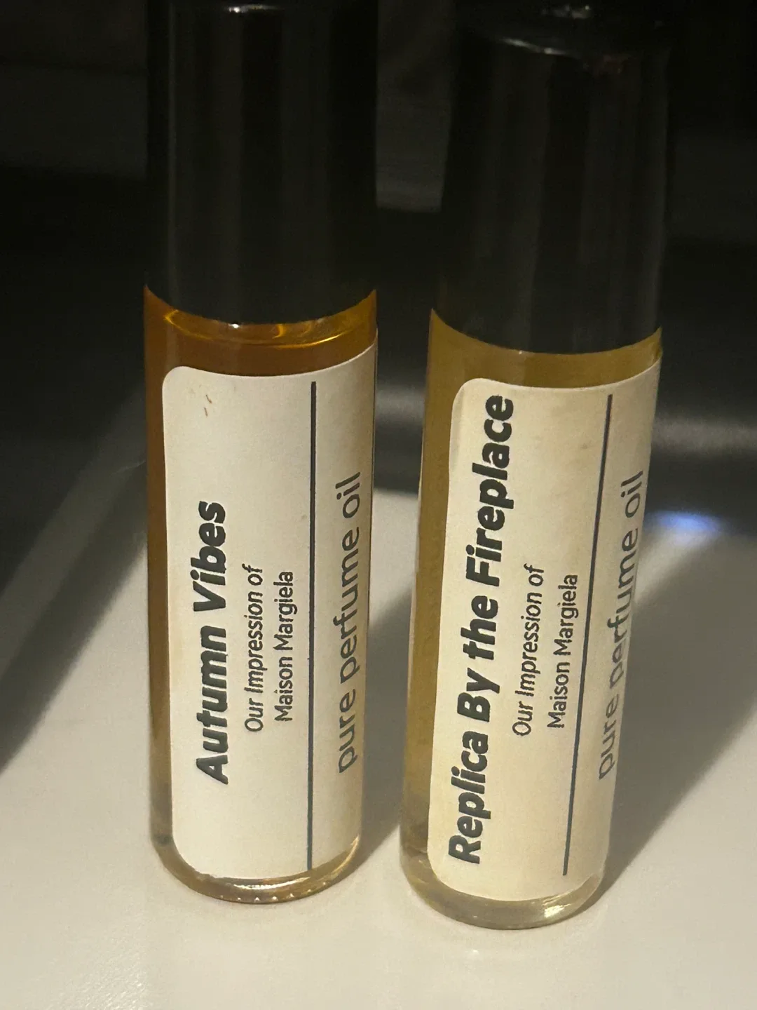 Autumn Vibes & Replica By the Fireplace Perfume Oil image indicator(2)