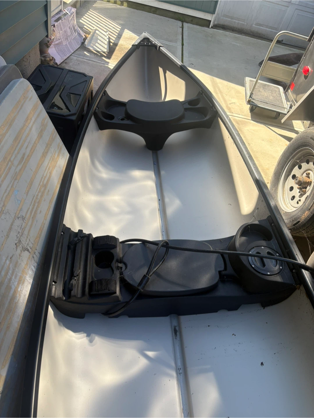 Canoe - Great for Outdoor Adventures! - photo 5