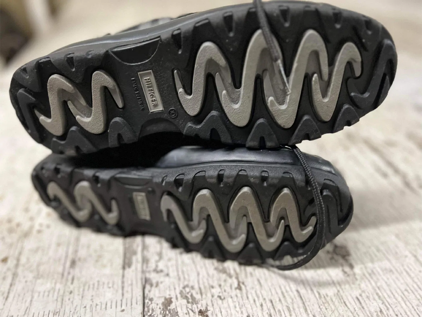 Tommy Hilfiger & Ecco Boots image indicator(2)