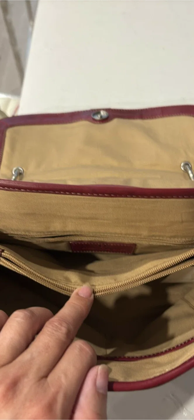 Brand New Aigner Burgundy Leather Handbag image indicator(5)