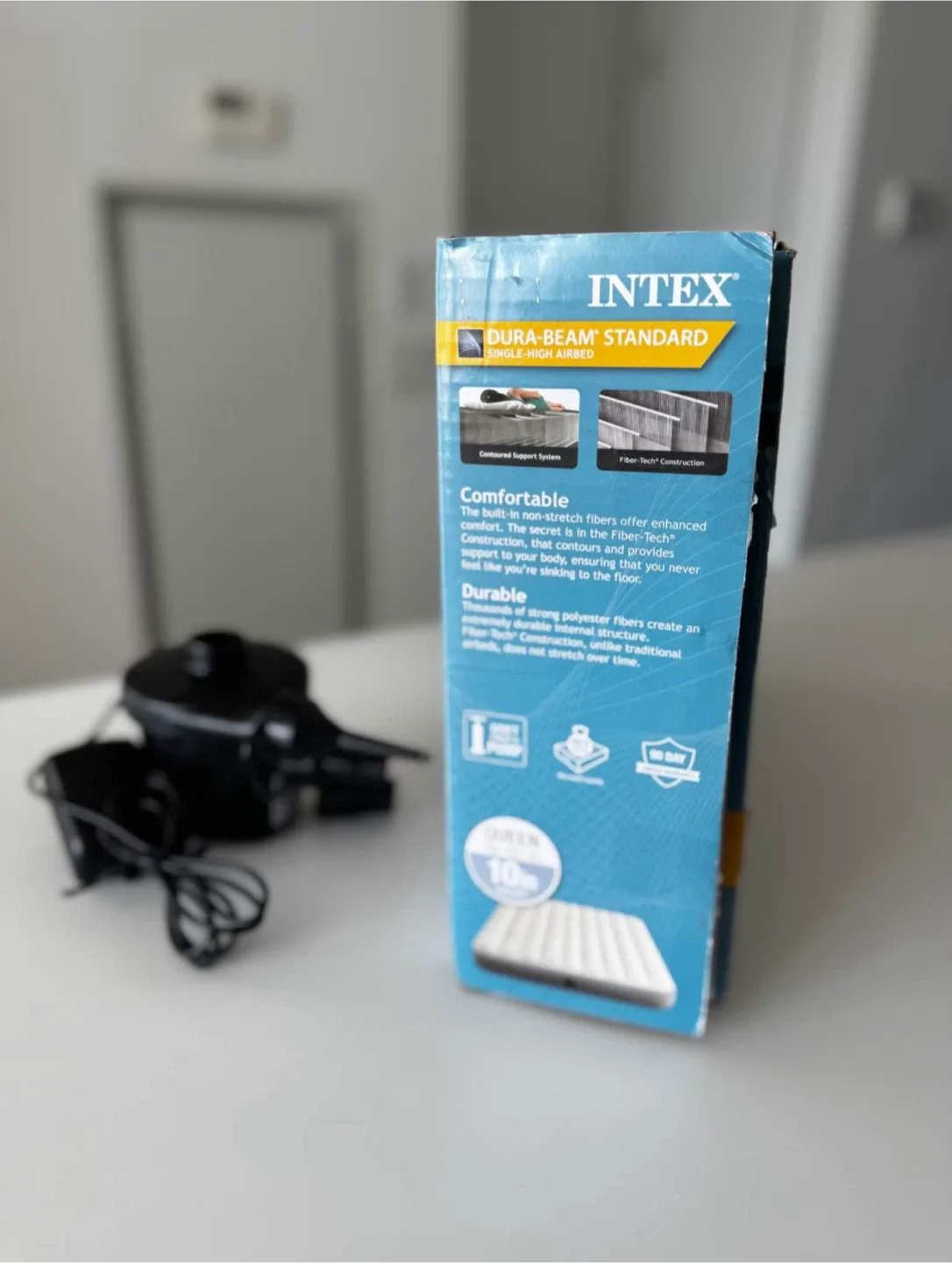PICK UP TODAY! Intex Dura-Beam Queen Air Mattress + Pump image indicator(2)