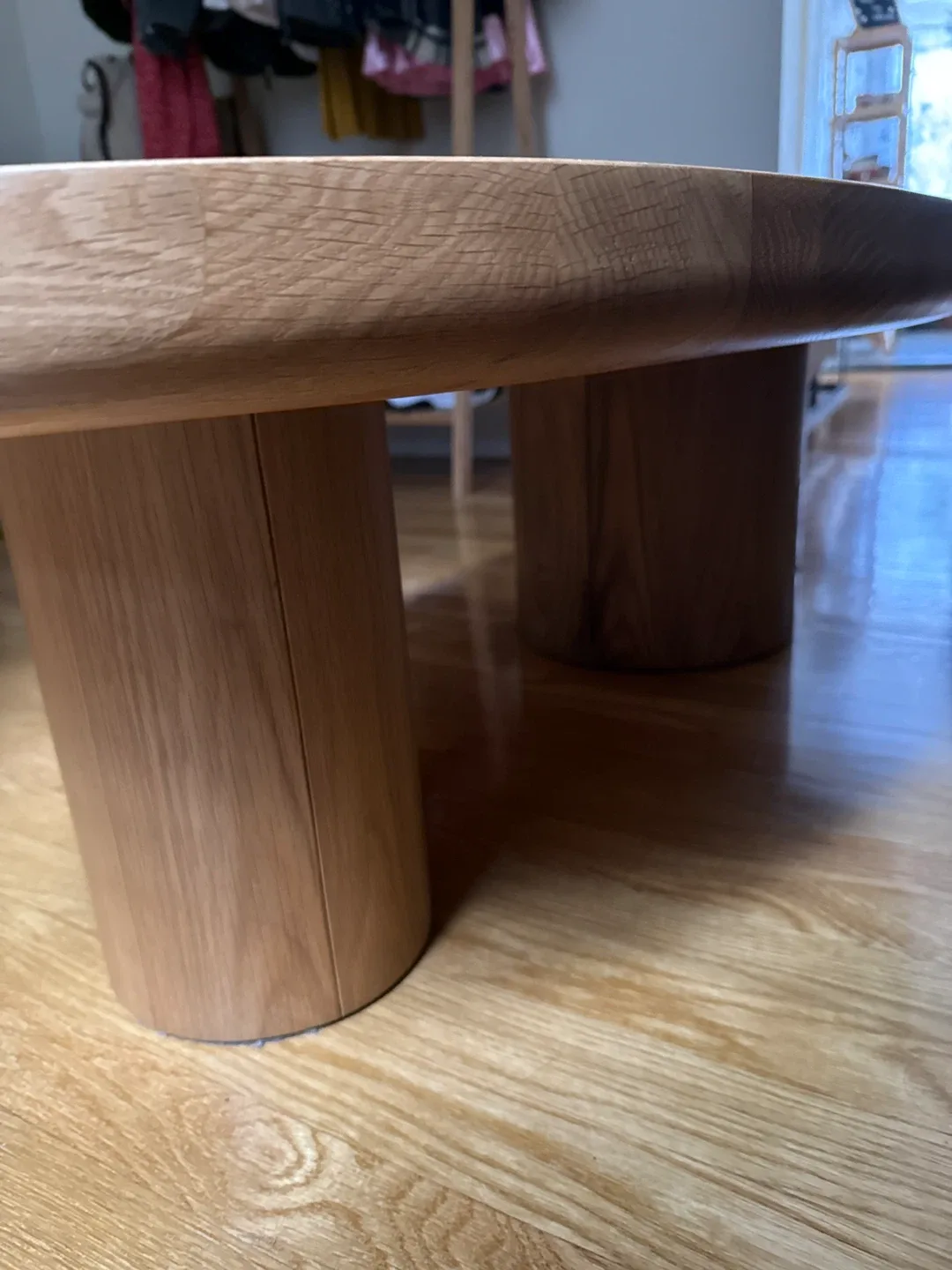 Oval Wood Coffee Table image indicator(3)