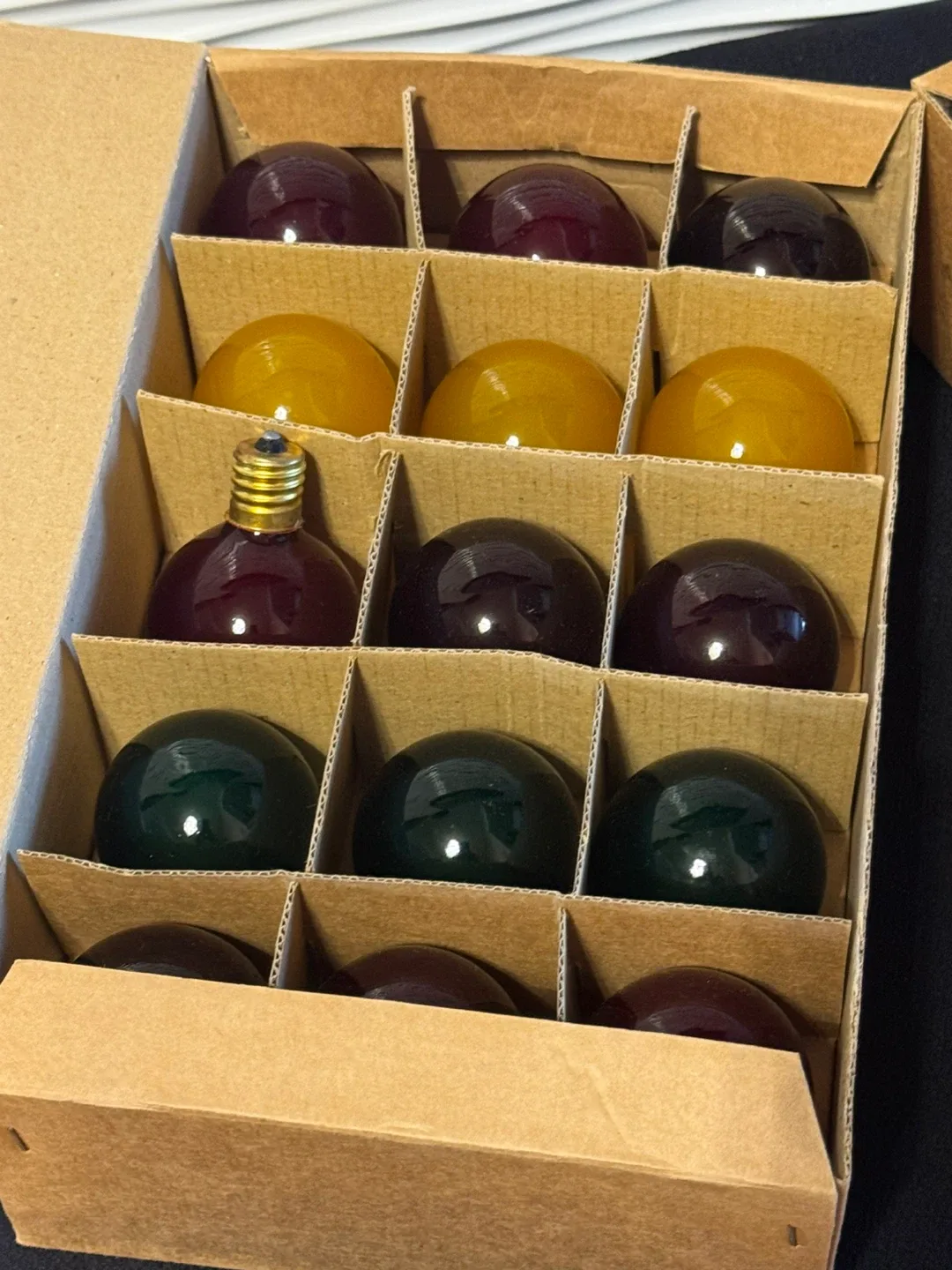 G50 UL Bulbs - 15 Multi-Color Light Bulbs thumbnail