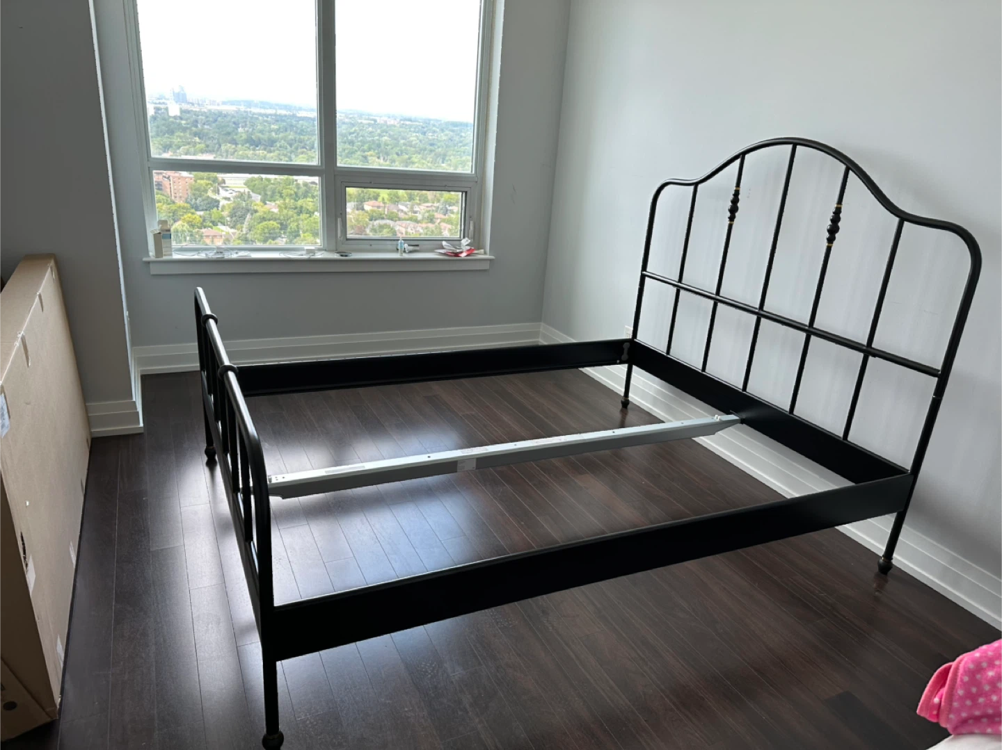 Queen Size Bed Frame & Mattress