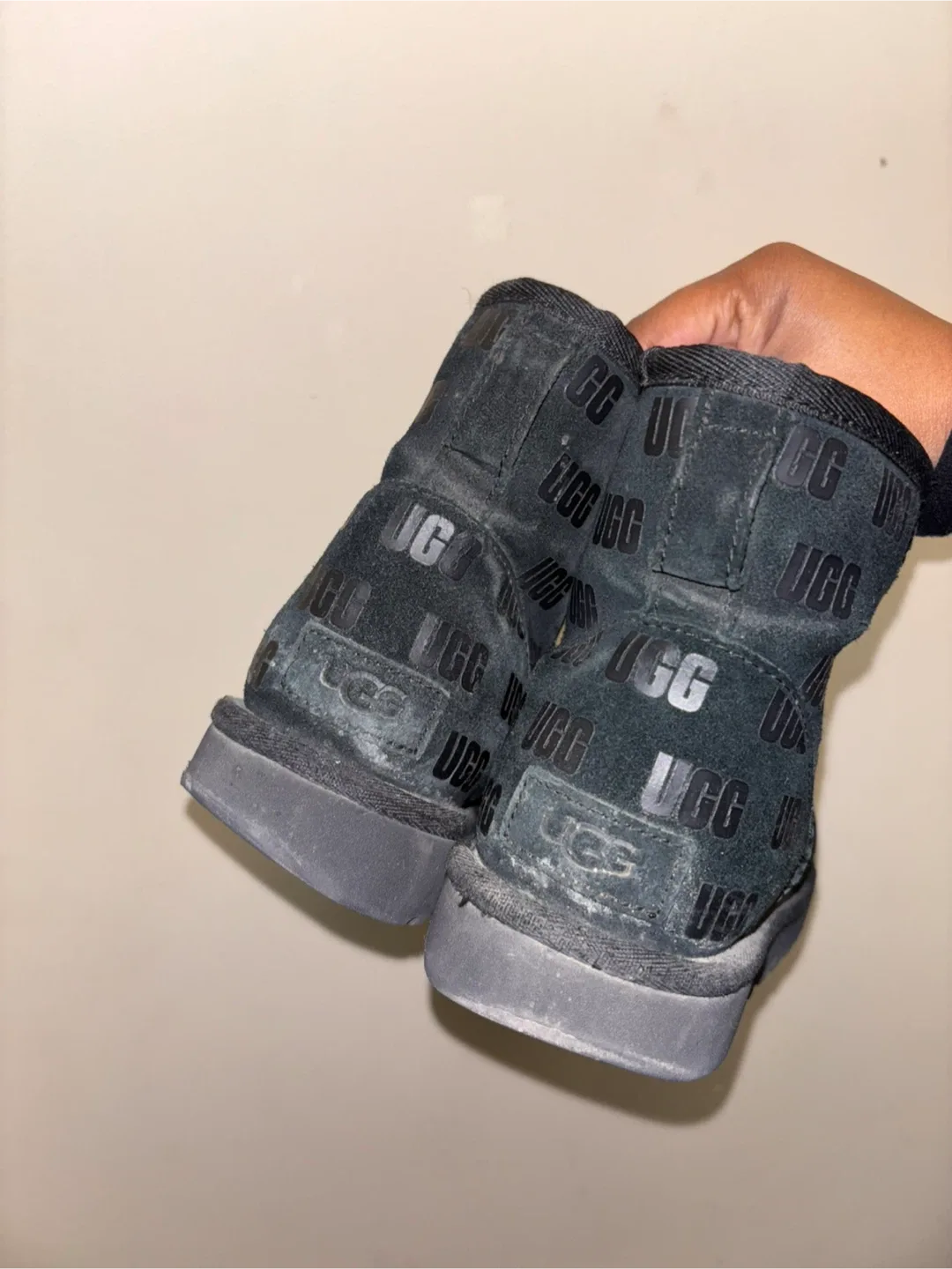 UGG Black Boots with Logo, Size 7 image indicator(3)