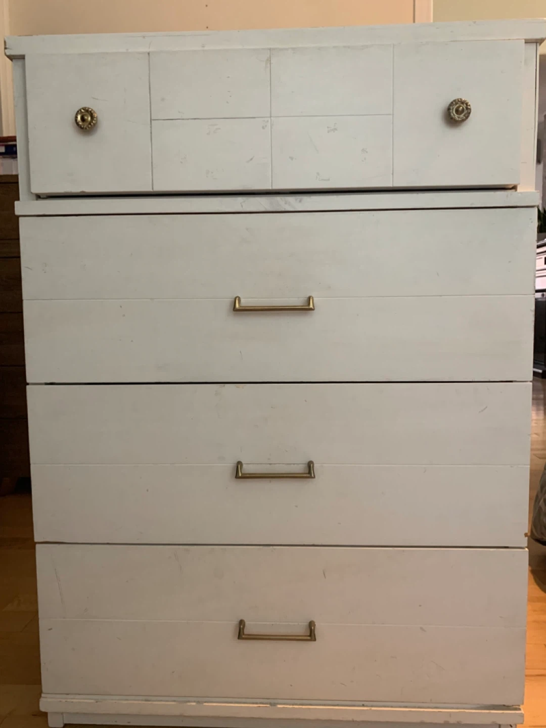 White 4-Drawer Dresser - photo 5