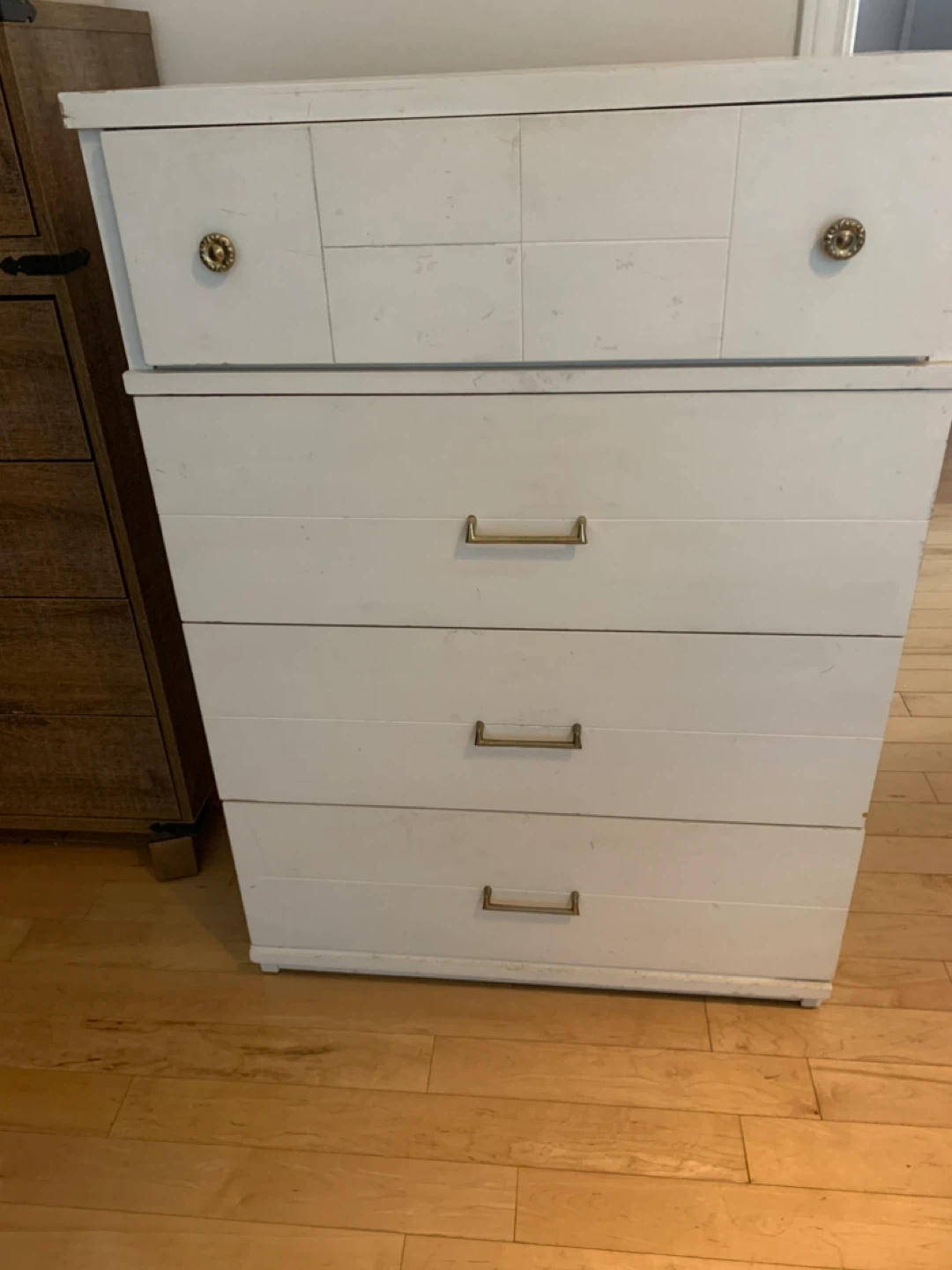 White 4-Drawer Dresser