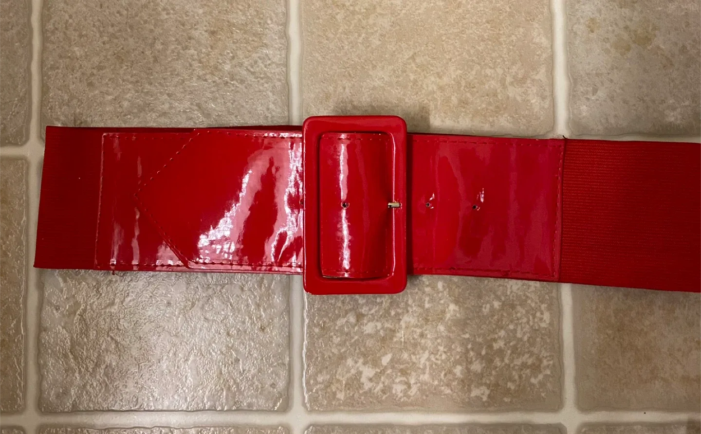 Disney Classics Snow White Costume - Size XL (18-20) image indicator(6)