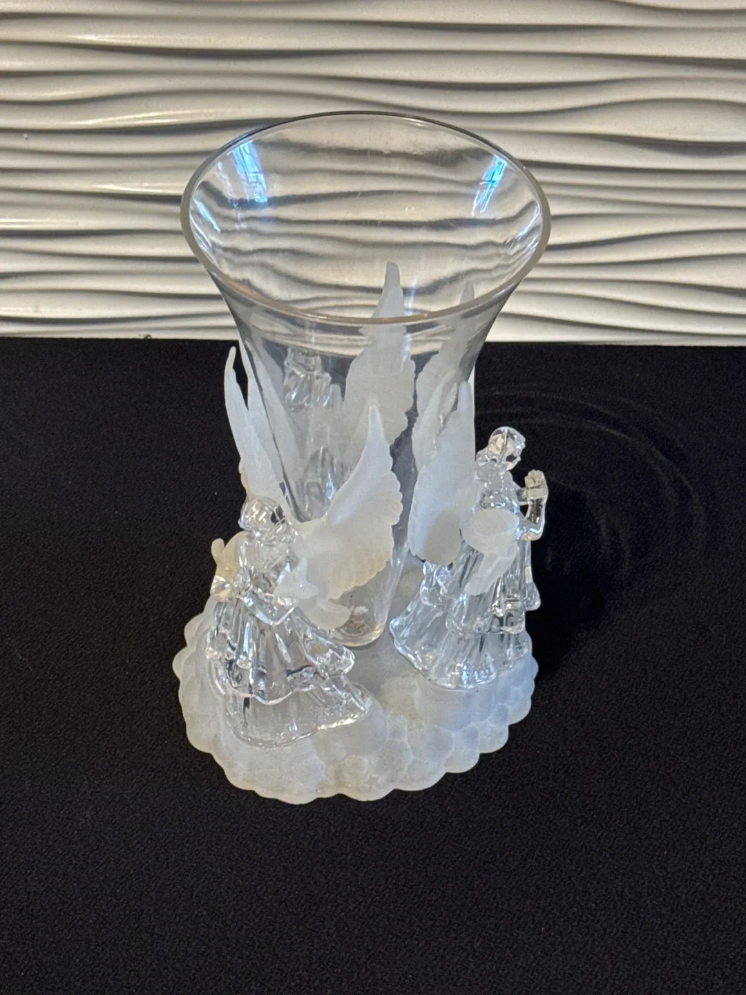 Angel Vase with Box thumbnail