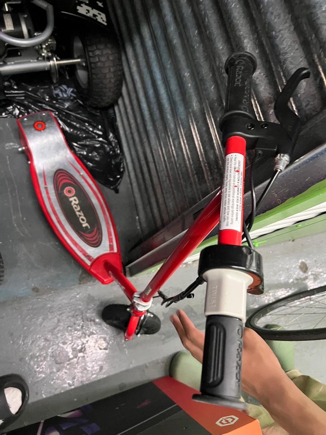 Razor E100 Electric Scooter - Red