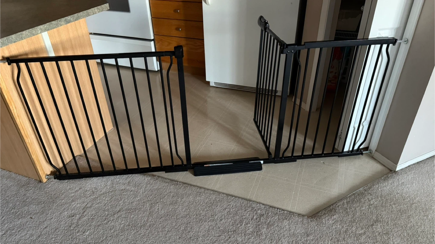 ALLAIBB Extra Wide Black Baby Gate/animal - photo 2
