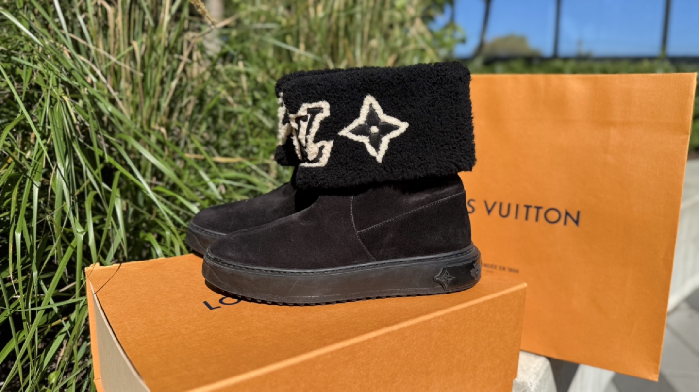 Authentic Louis Vuitton Snowdrop Flat Ankle Boots/ SIZE EU 37