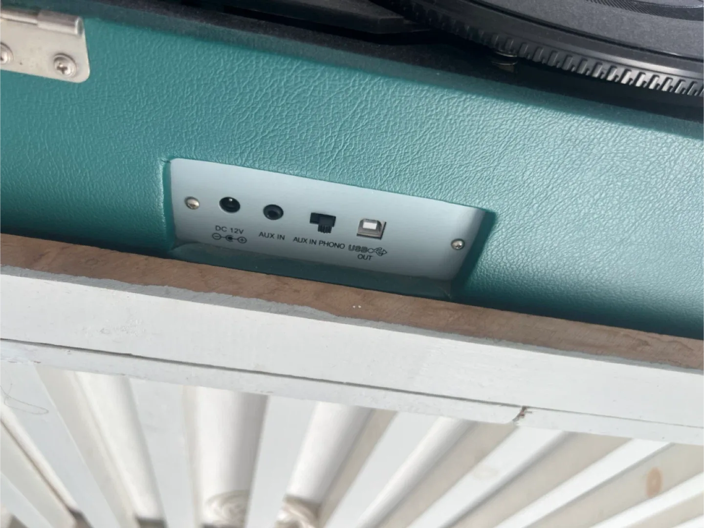 Vintage Suitcase Record Player – USB & AUX, Retro Teal Turntable image indicator(2)