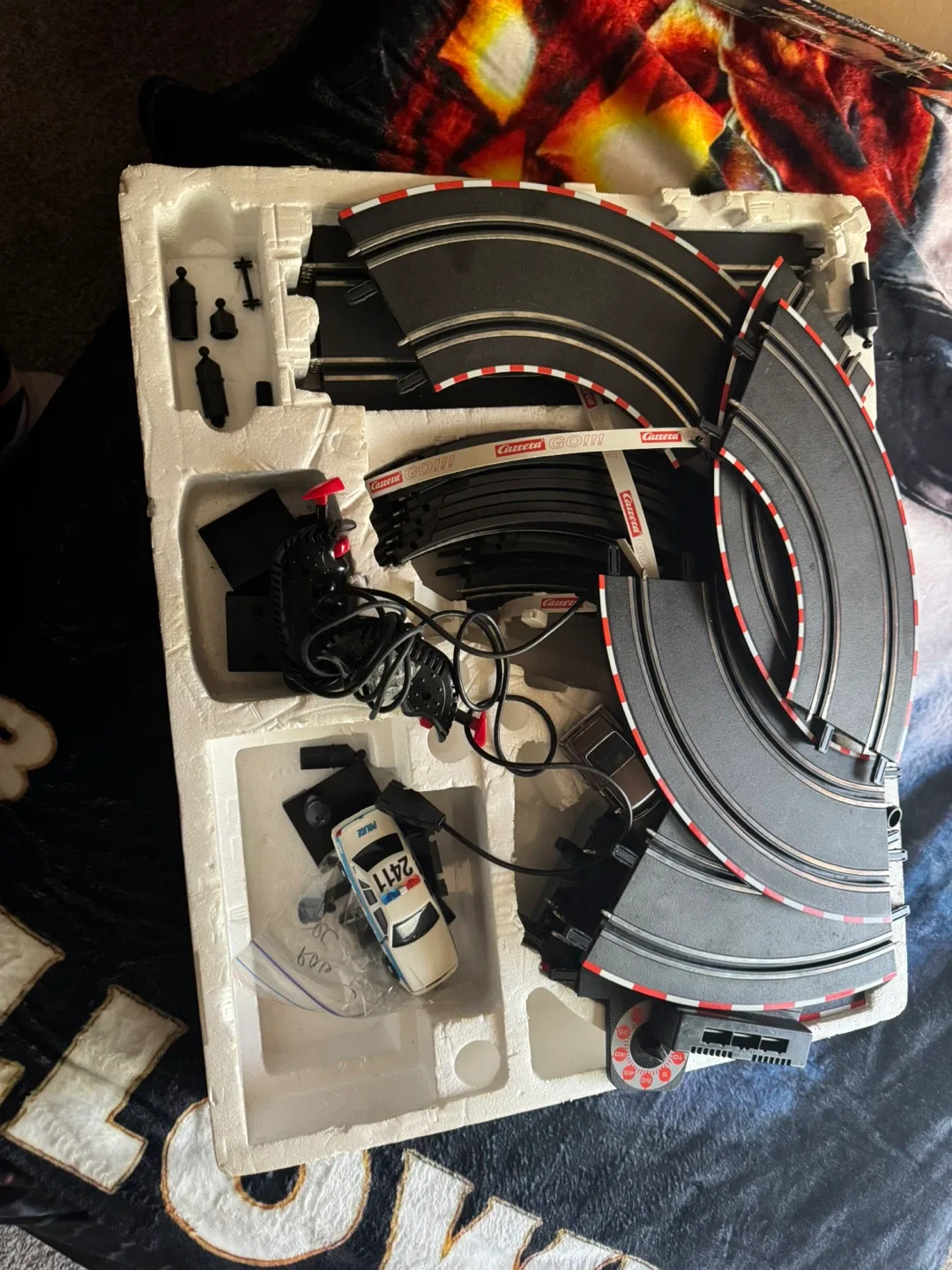 Carrera GO!!! Police Power Race Set image indicator(2)