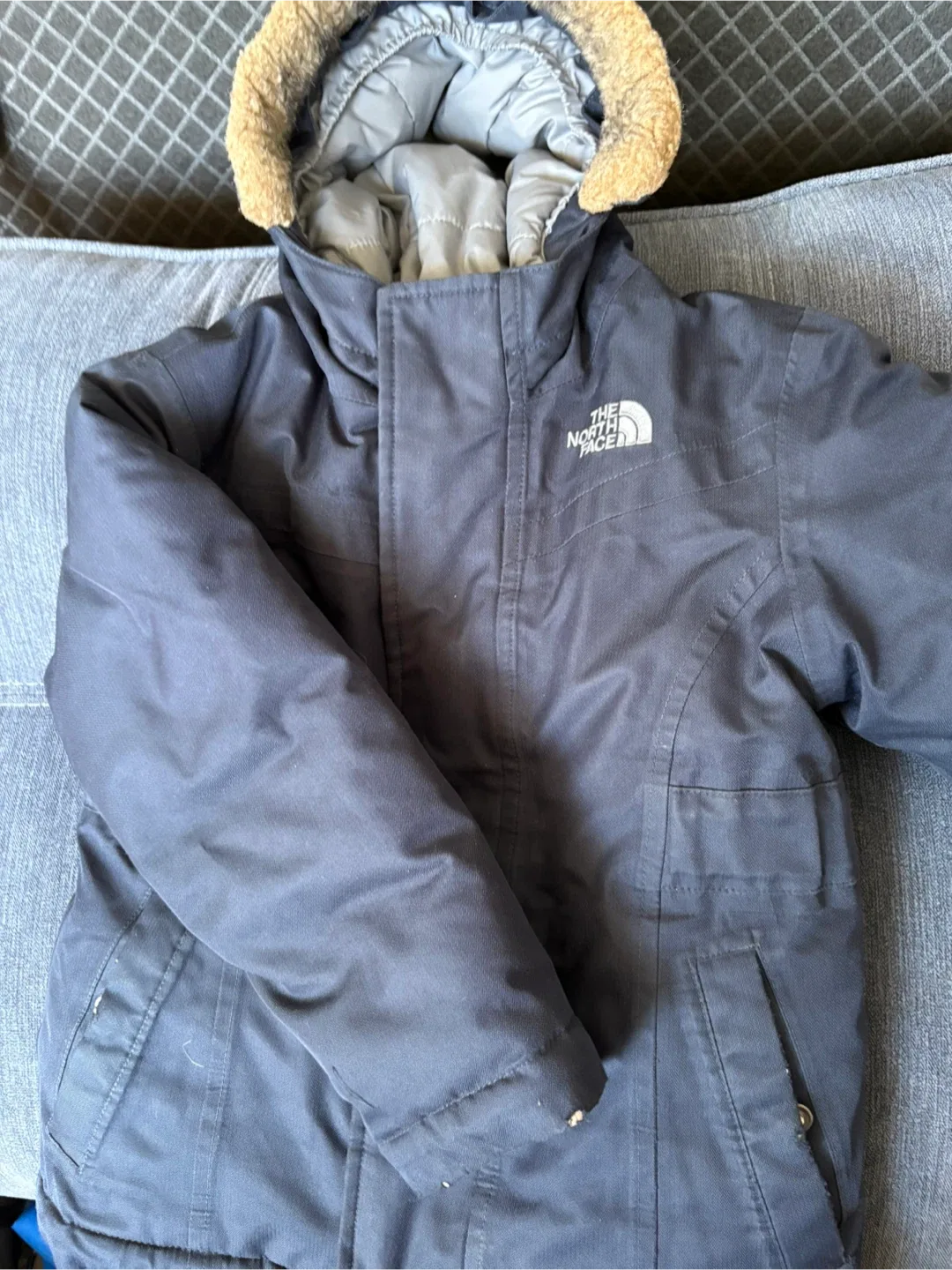 The North Face Kids' Winter Jacket - Size 4T image indicator(2)