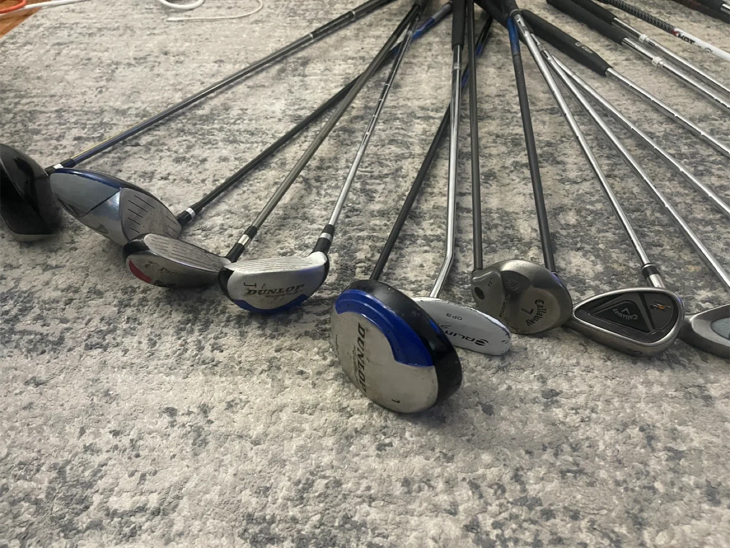 Golf Club Set - Callaway, Dunlop, X-Hot image indicator(7)