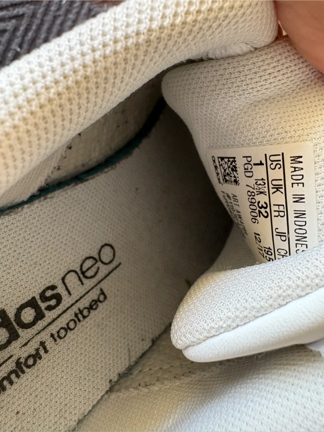 Adidas Neo White/Black Sneakers - US 13.5K image indicator(4)