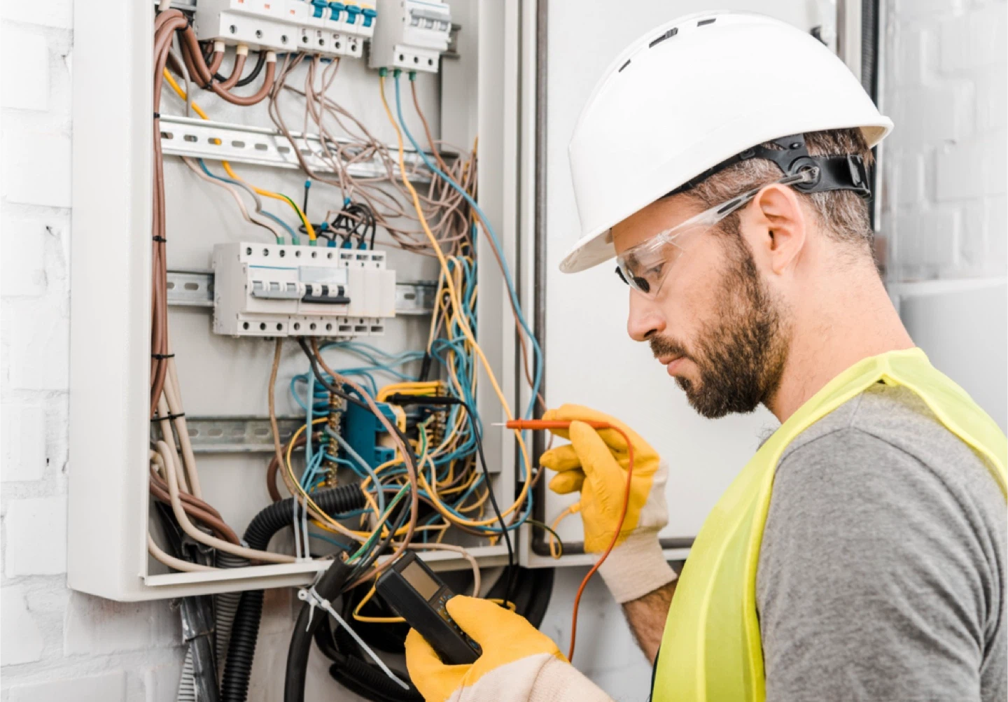 LICENSED Electrician offering services!
