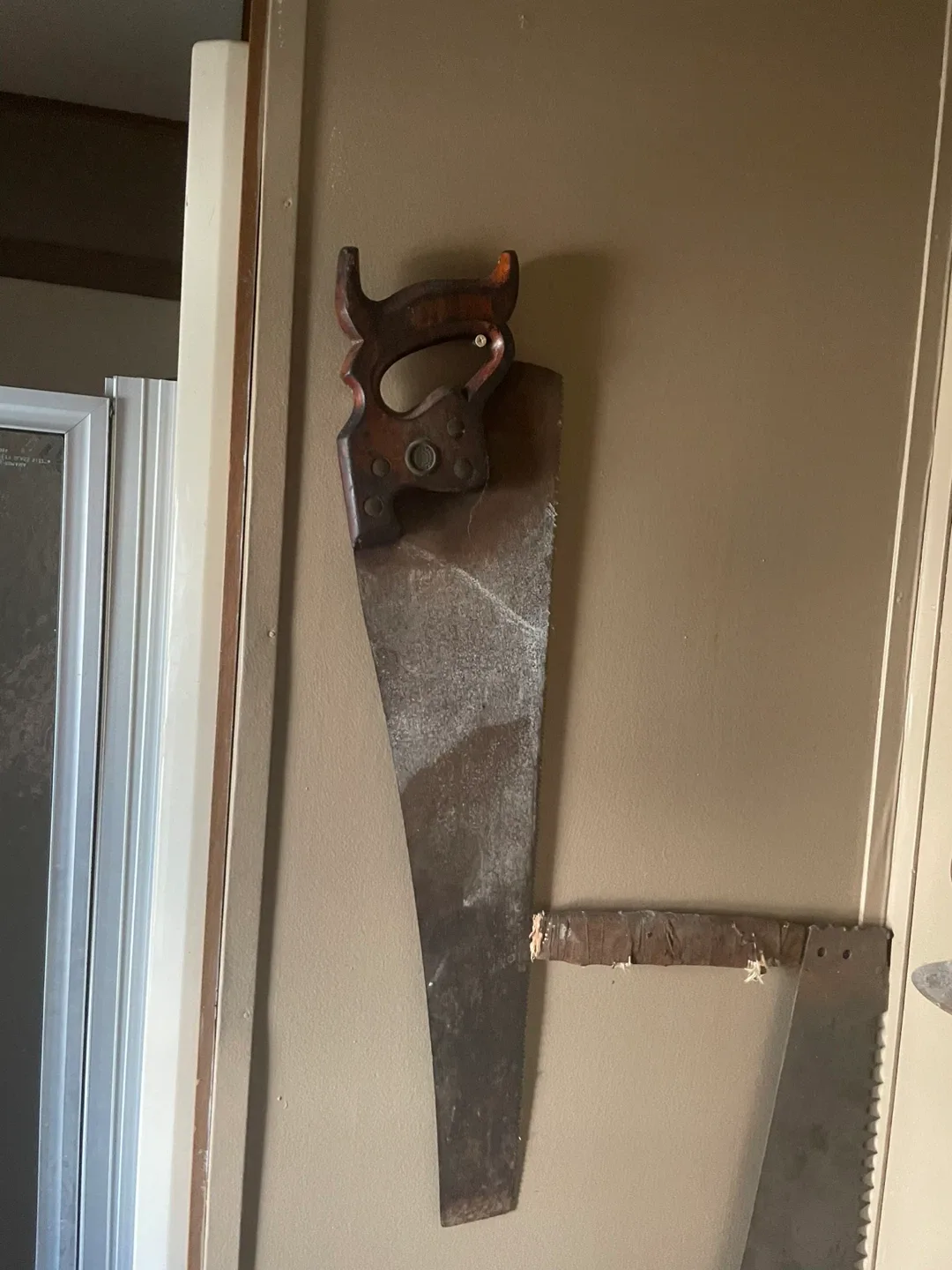 Vintage Hand Saws image indicator(5)