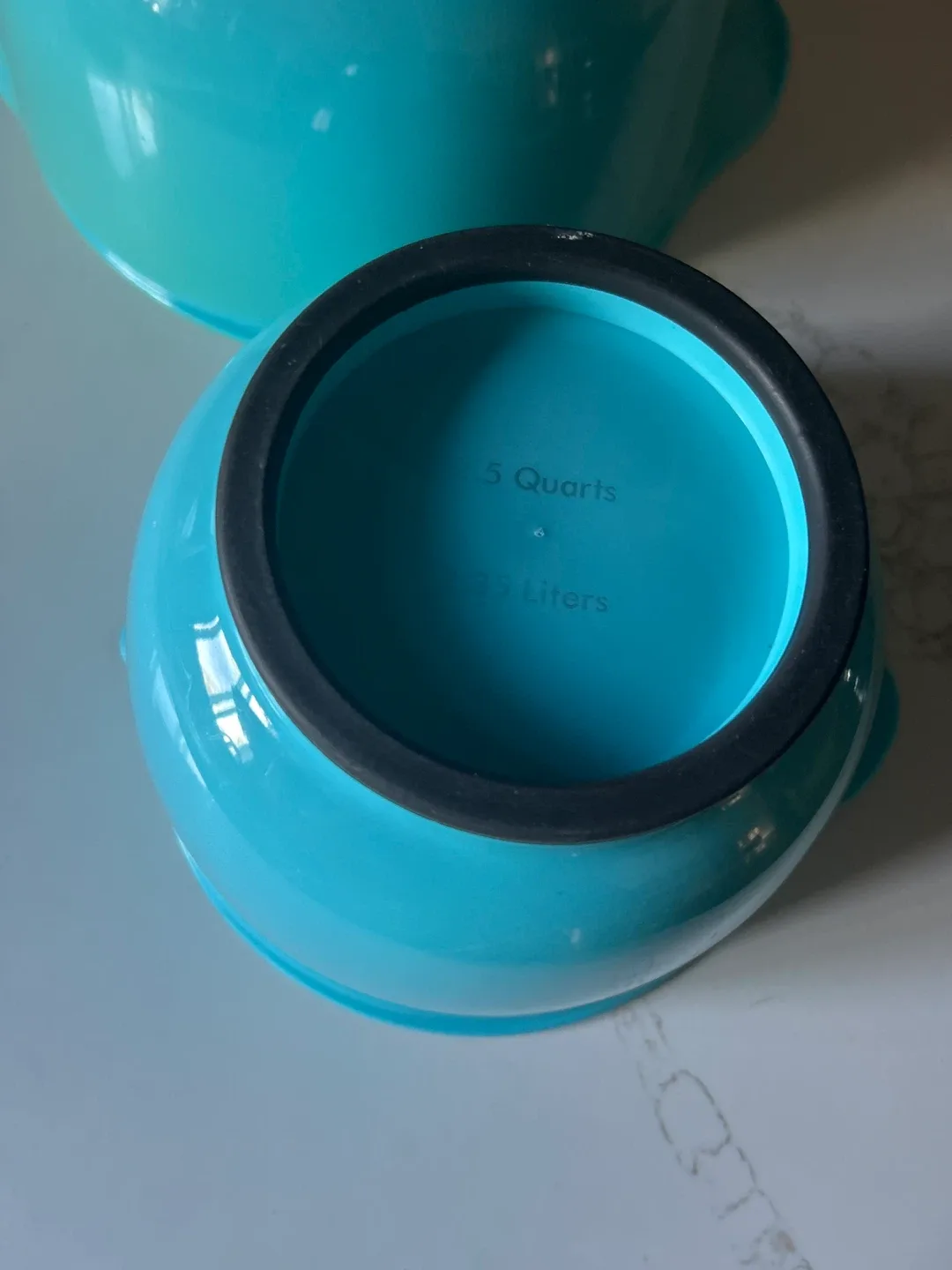 KitchenAid Mixing Bowls - 4.5 & 5 Quarts image indicator(3)