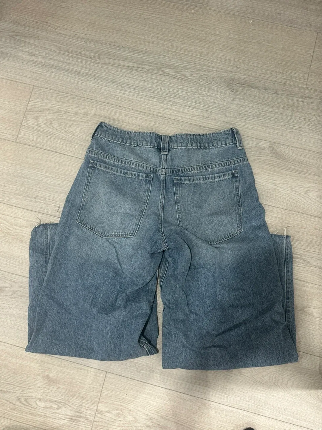 Hollister Extreme Baggy Jeans W29 image indicator(3)