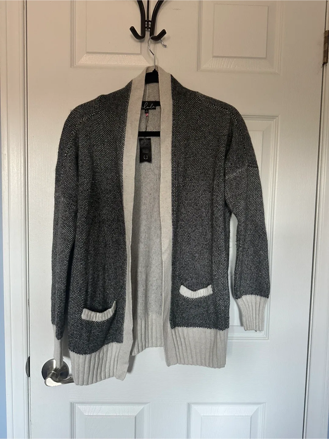Aritzia Talula Angora & Cashmere Cardigan - Size S image indicator(6)