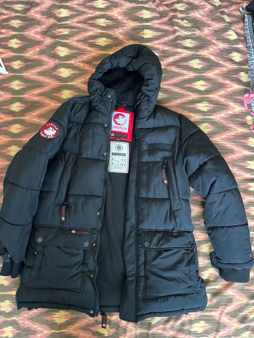 Canada Weathergear Black Winter Jacket - Size M thumbnail