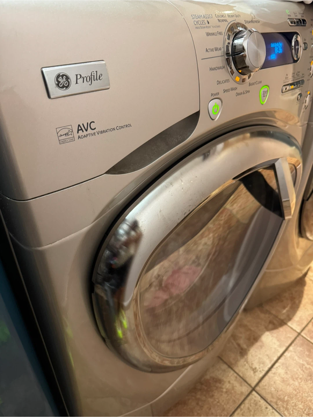 GE Electric Washer & Dryer - photo 5