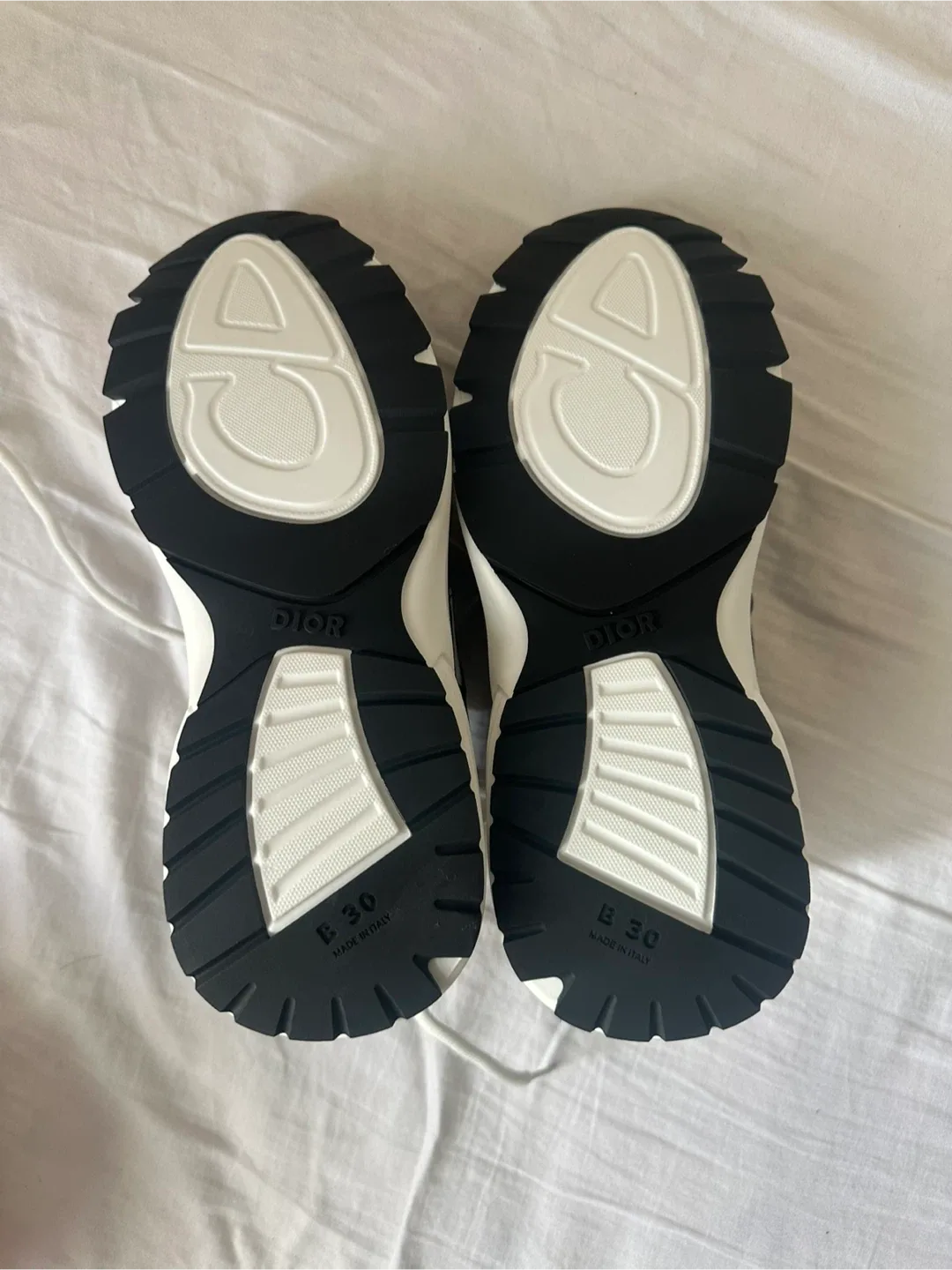 Dior B30 Black Sneakers image indicator(6)