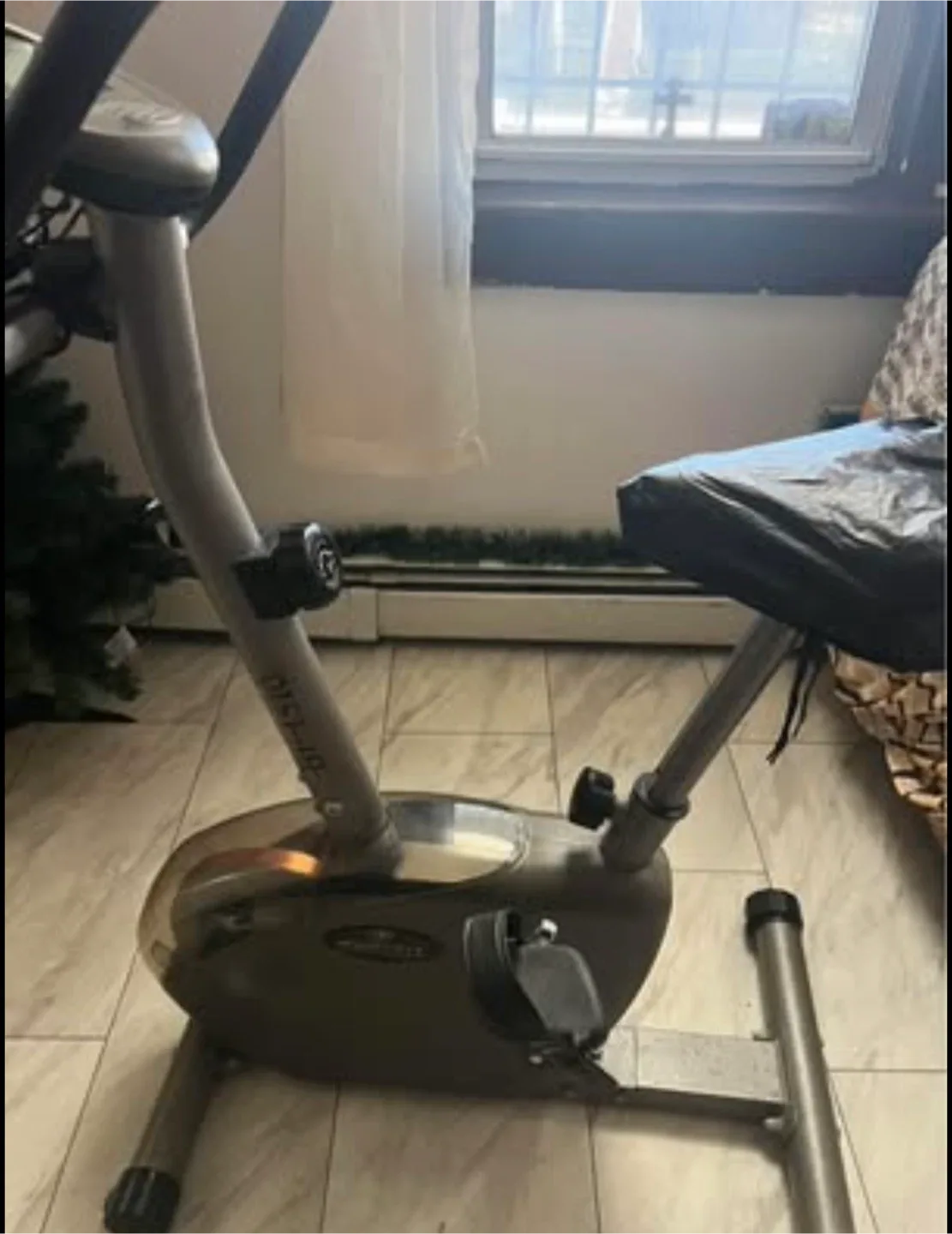 Bodyfit BF-1510 Exercise Bike image indicator(3)