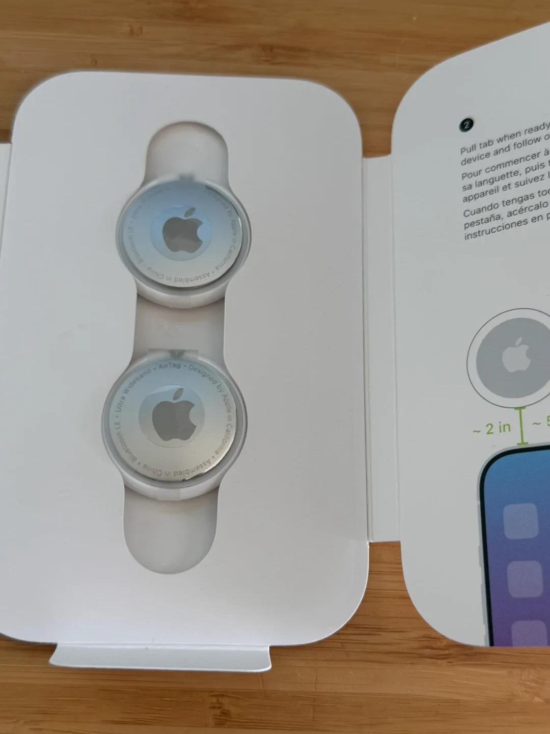Apple AirTag -2 available thumbnail