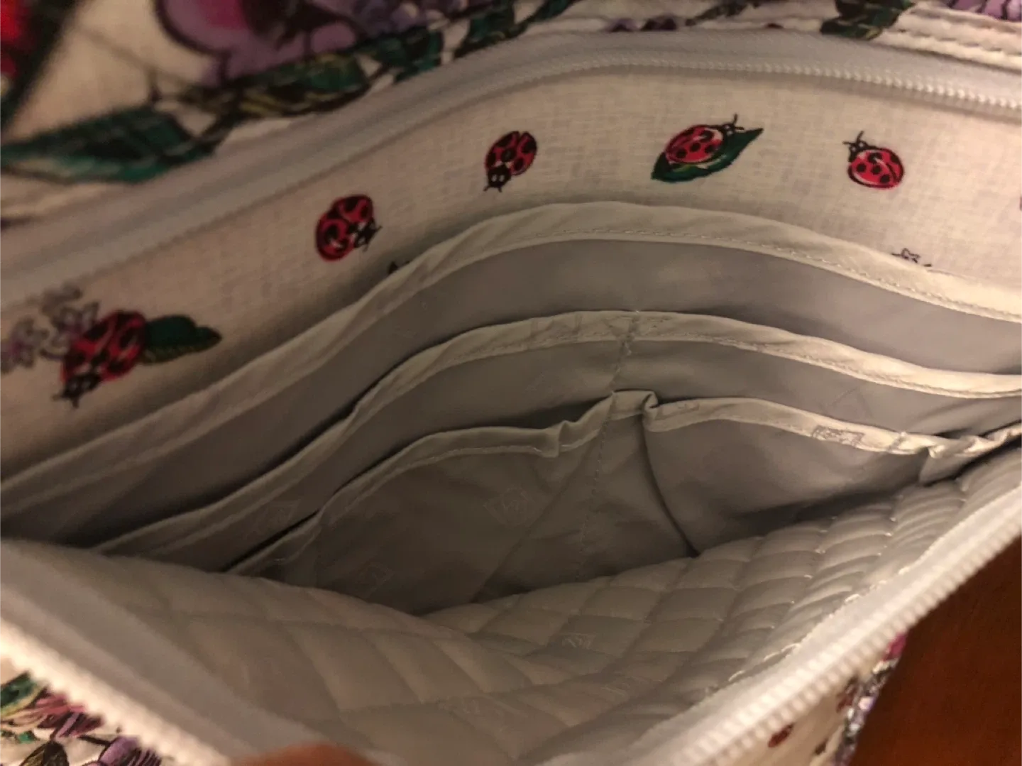 A Brand New Vera Bradley Floral Hanging Travel Organizer image indicator(4)