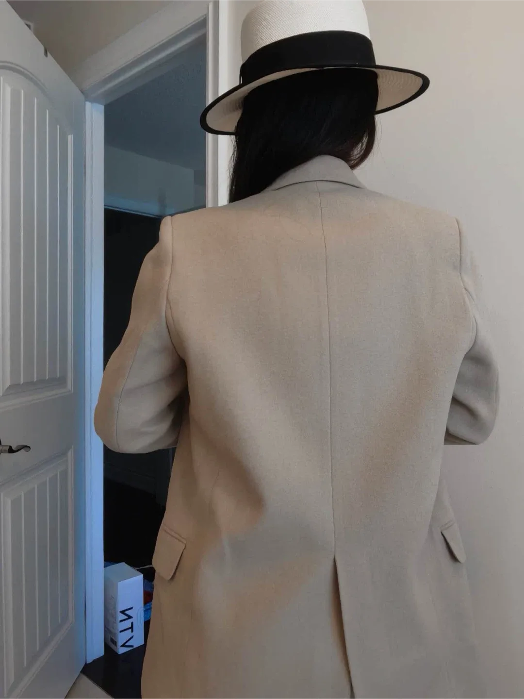 Beige Blazer Wood image indicator(5)