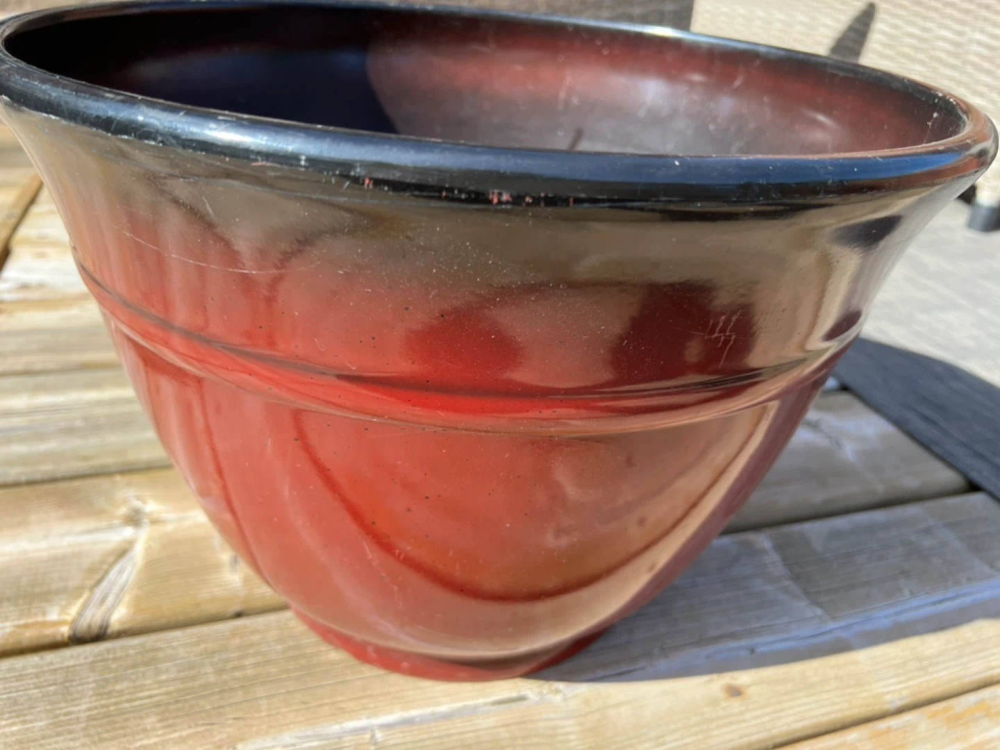 Red & Black Flower Pot