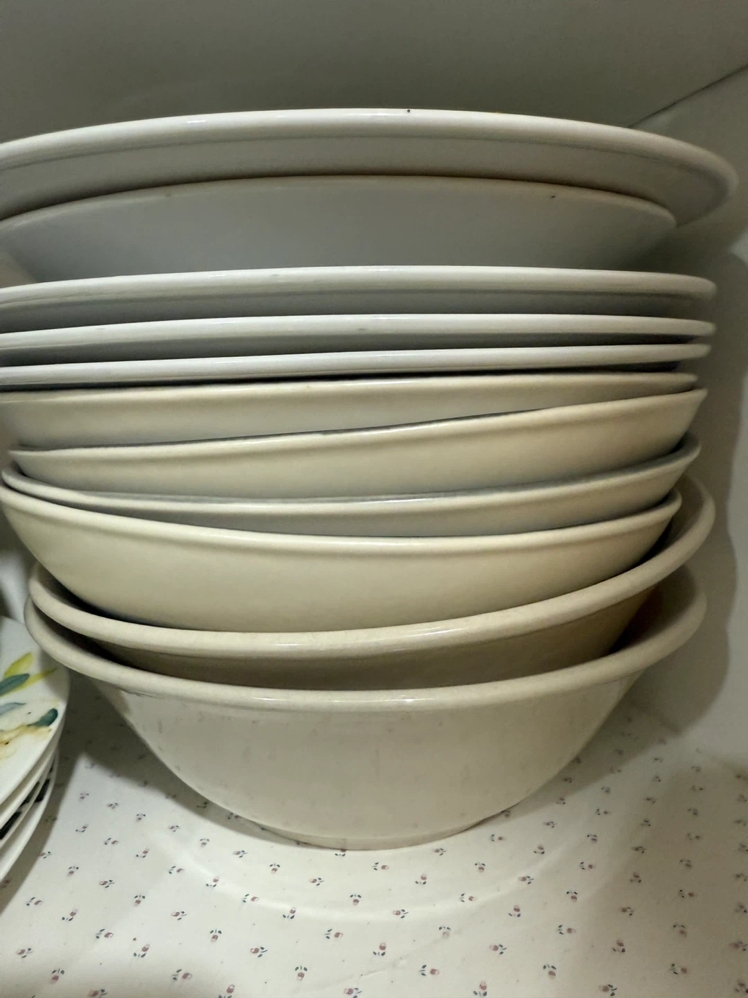 Mixed Bowls & Dishes - photo 2