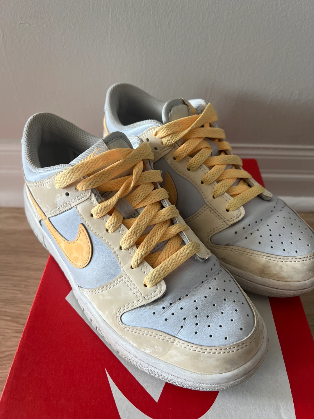 Nike Dunk Low (GS) Pale Ivory/Melon Tint - Size 5.5Y - photo 3