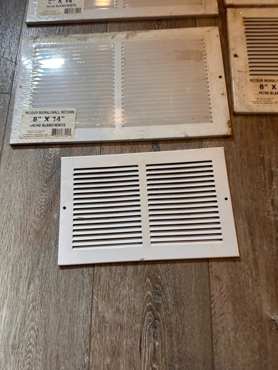 12 Wall Return Vent - 8" x 14" image indicator(3)