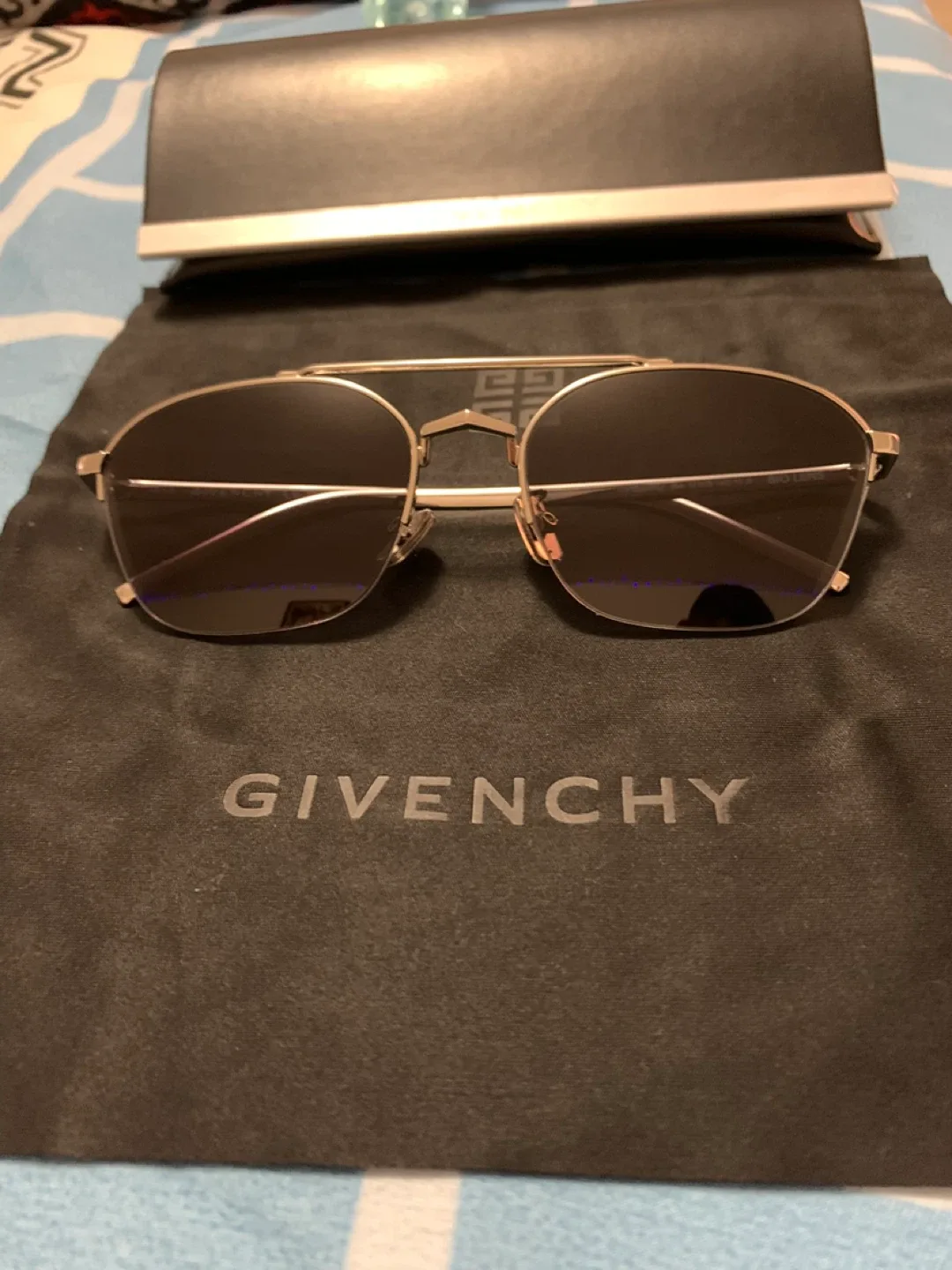 Givenchy Metal Sunglasses image indicator(2)