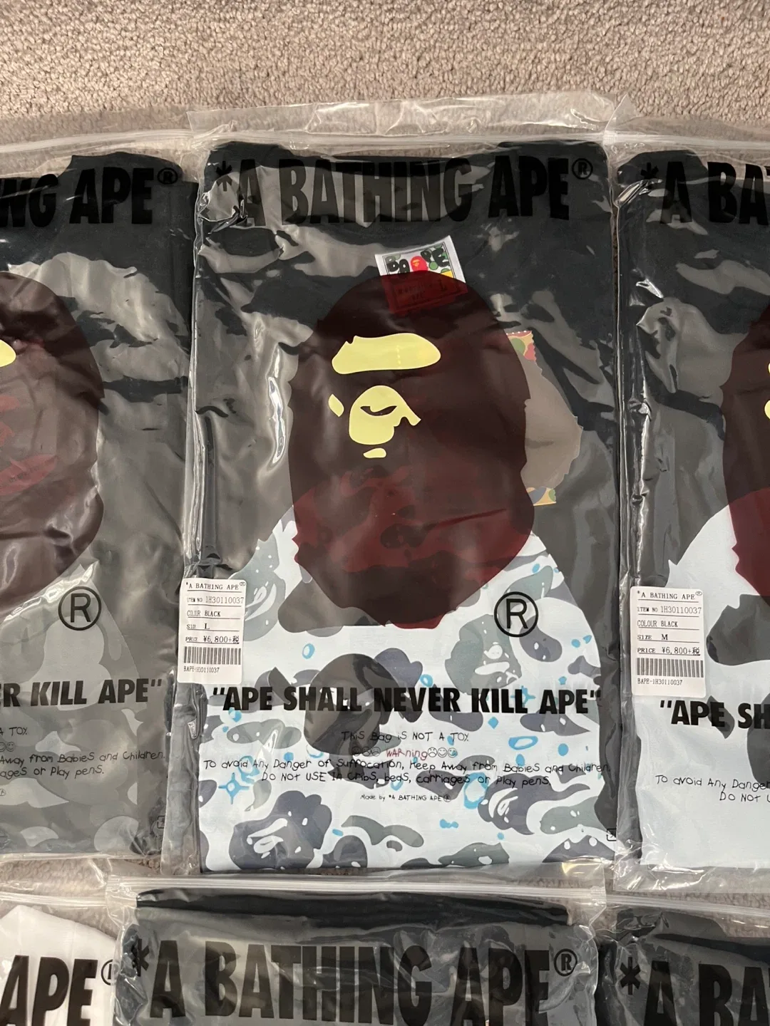 New A Bathing Ape (BAPE) T-Shirt - Size M image indicator(8)